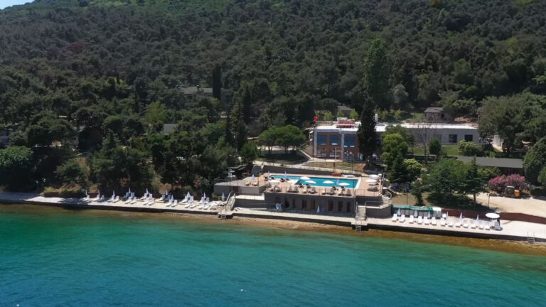 Büyükada Beltur Oteli 2023 Fiyatları ve Ulaşım